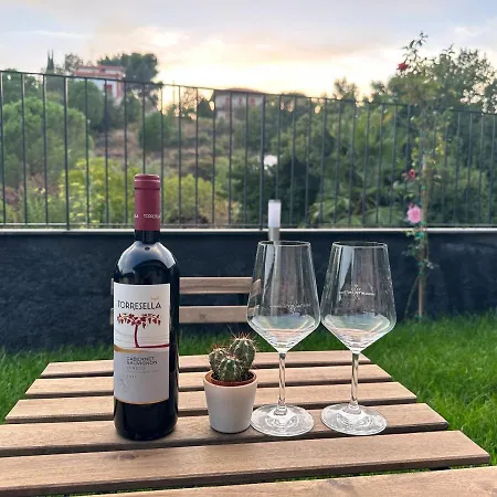 Aparthotel Ici - Intera